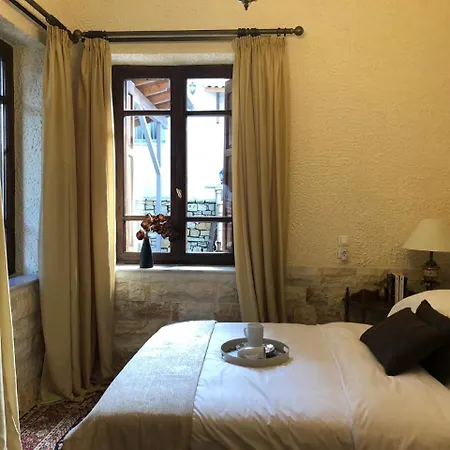 Konukevi Porfyra Luxury 4*