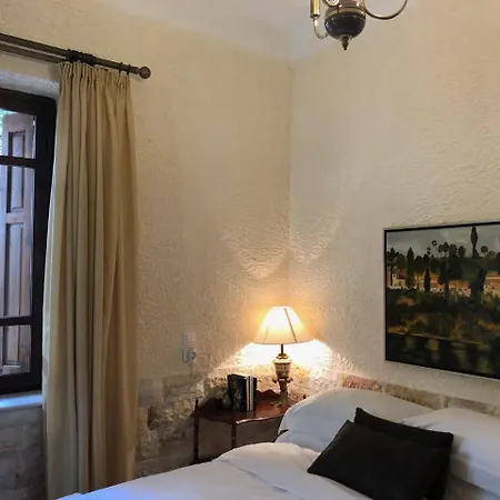 Porfyra Luxury Konukevi 4*