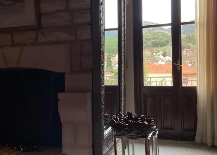 Porfyra Luxury Konukevi Kalavryta