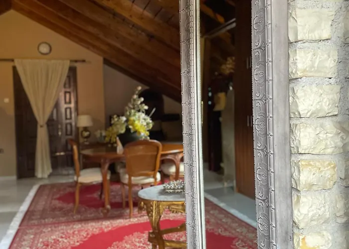 Porfyra Luxury Konukevi 4*