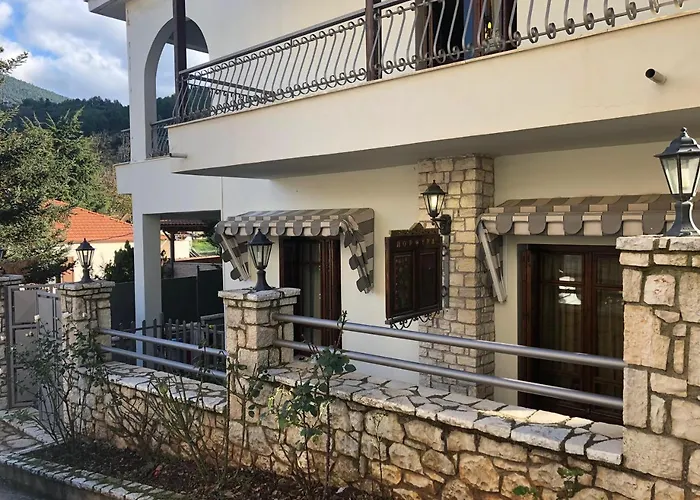 Porfyra Luxury Pensionat Kalavryta