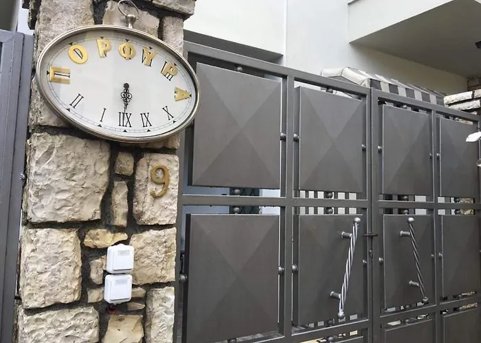 Konukevi Porfyra Luxury 4*